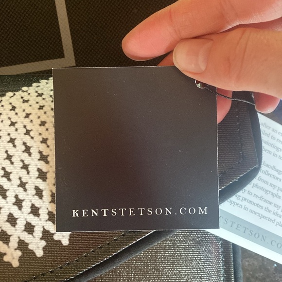 Kent Stetson Ruth Bader Ginsburg clutch - Picture 2 of 10